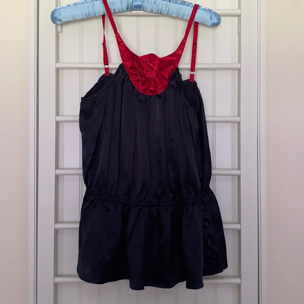 GiGiFlorence red and navy peplum top
